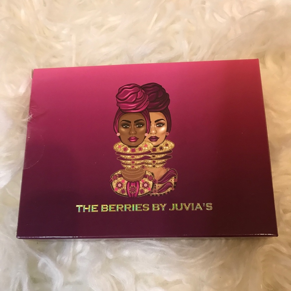 Juvias eyeshadow palette